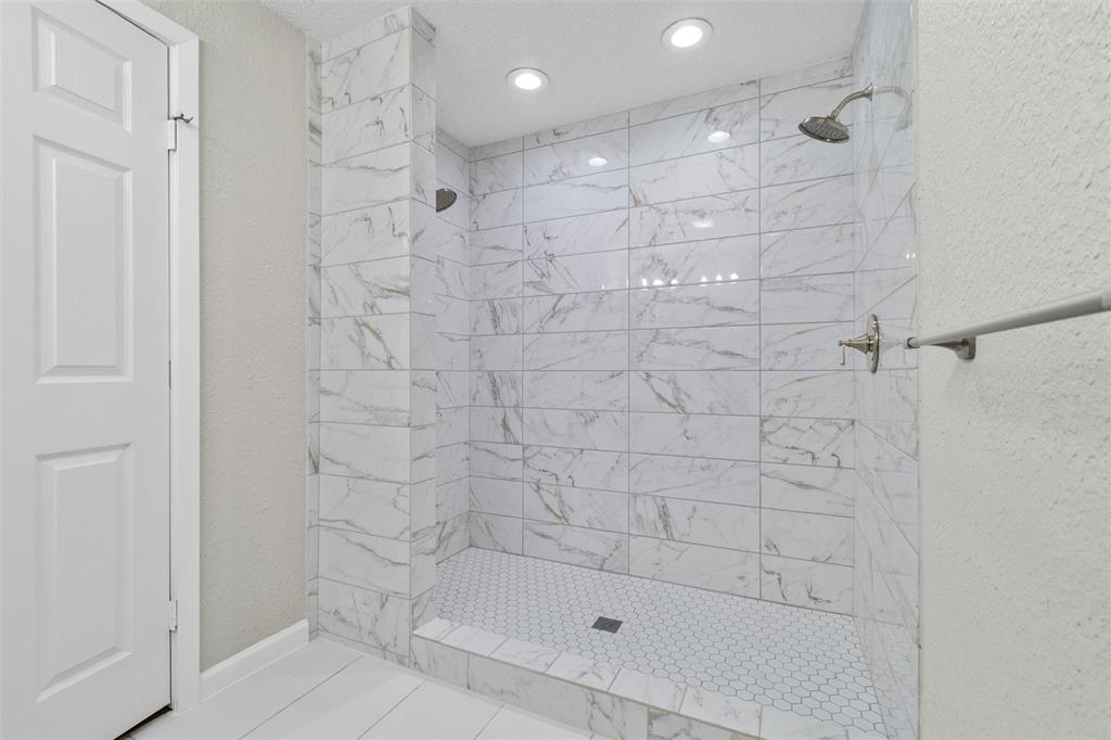 2336 Glencrest Drive Property Photo 25