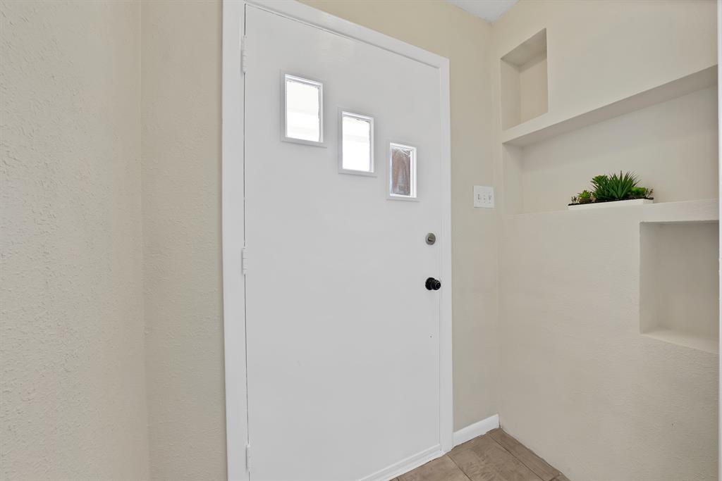 8533 Blossom Lane Property Photo 13