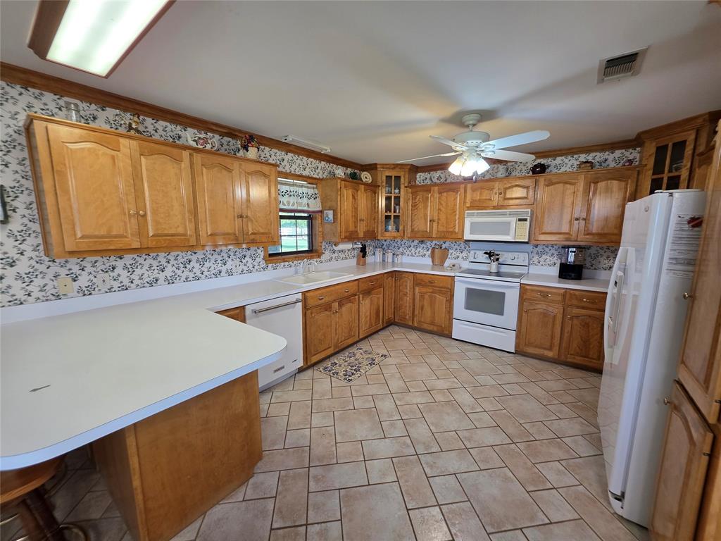 2195 Fm-585 Property Photo 10
