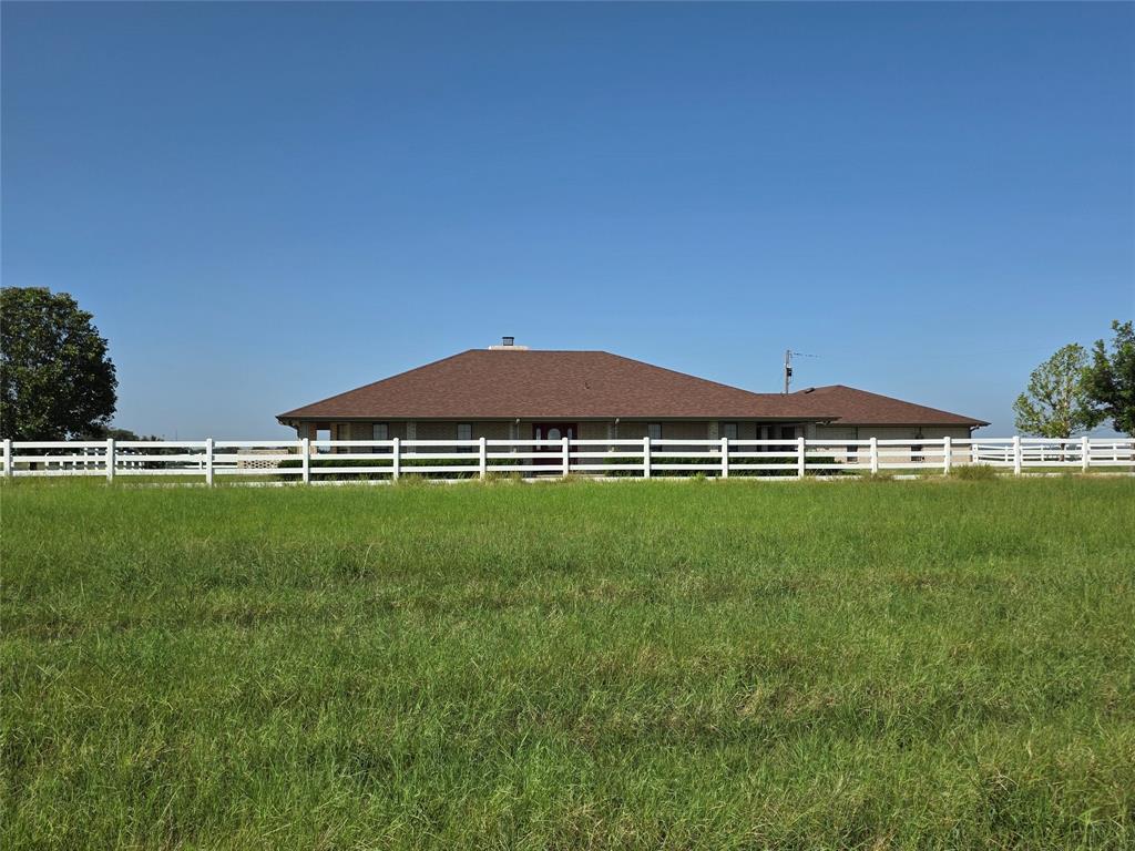 2195 Fm-585 Property Photo 24