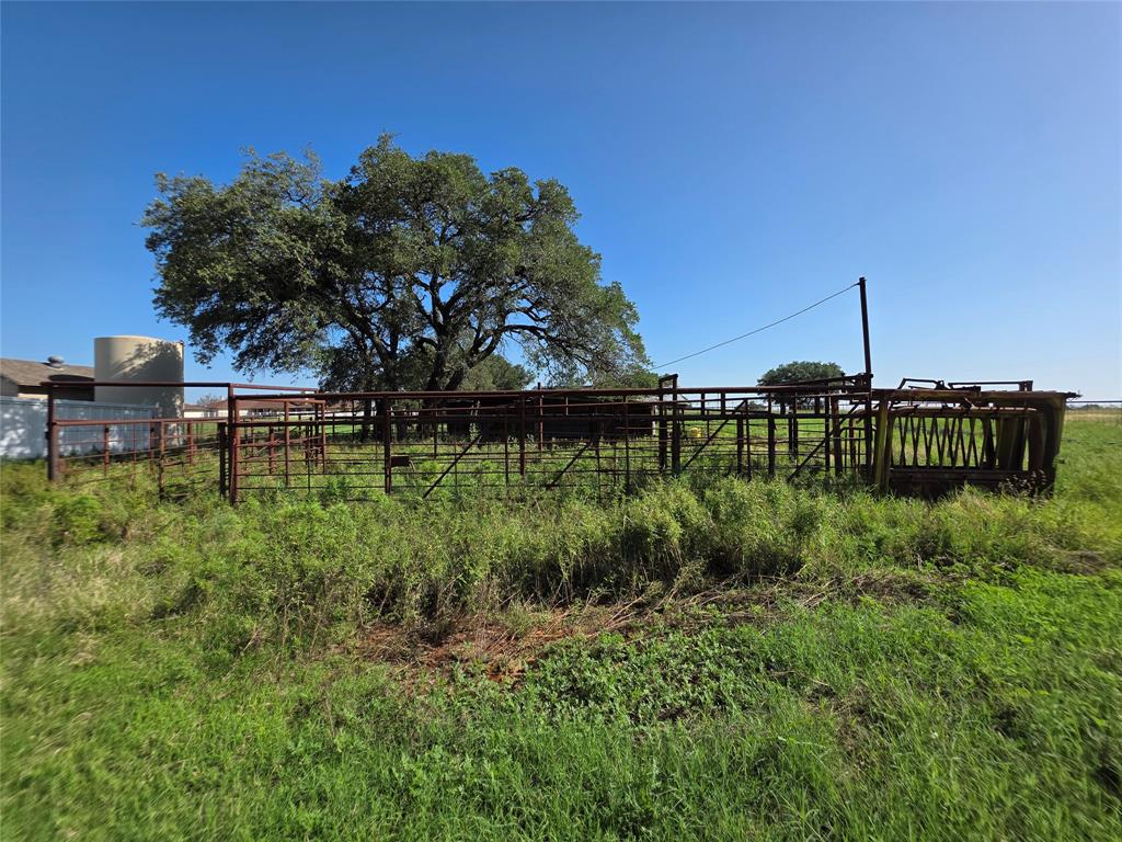2195 Fm-585 Property Photo 30