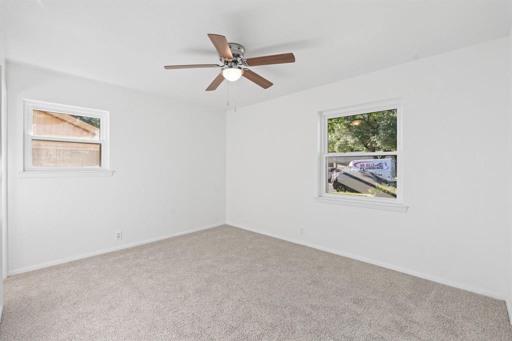 1206 Hemphill Drive Property Photo 16