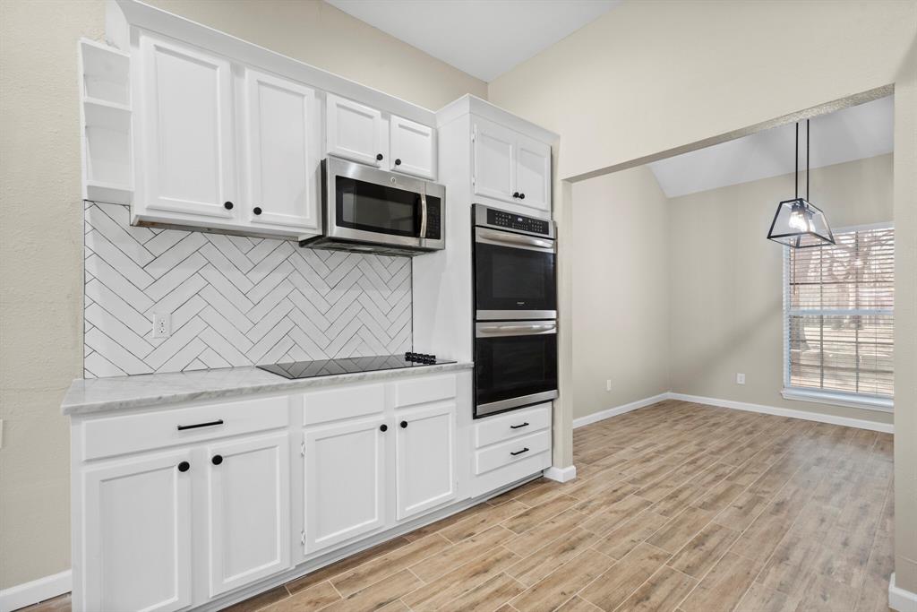 894 Tate Street Property Photo 13