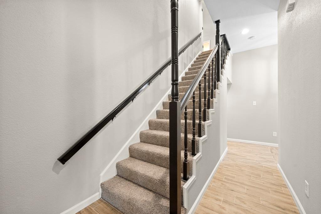 894 Tate Street Property Photo 34