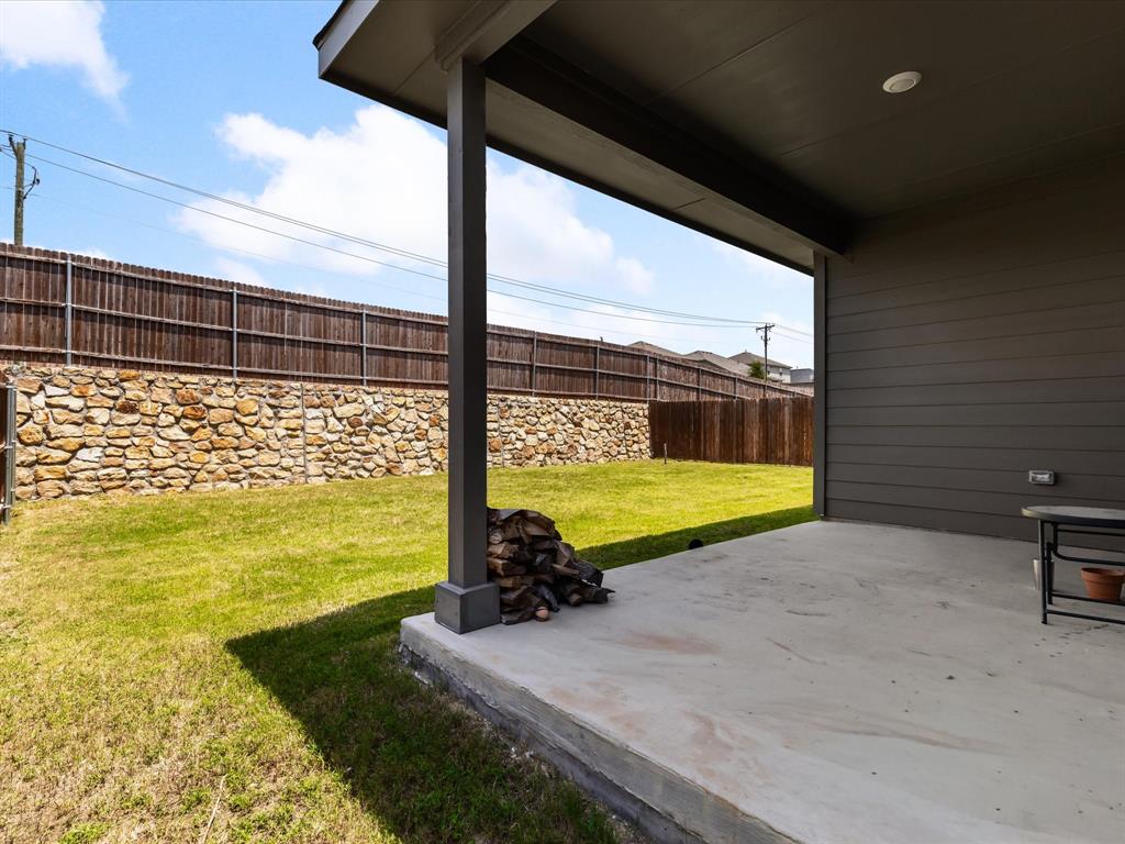 9620 Hickory Knob Drive Property Photo 13