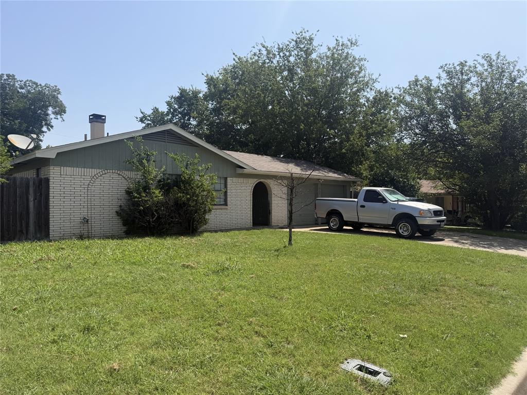502 Nancy Drive Property Photo 1