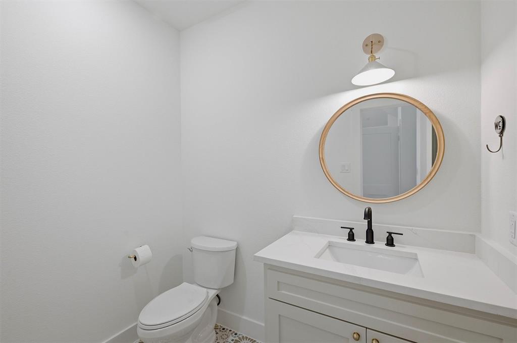 3717 Parkwood Lane Property Photo 25