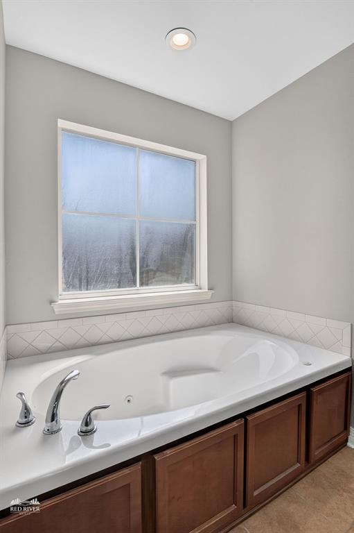 206 Clear Brooke Drive Property Photo 18
