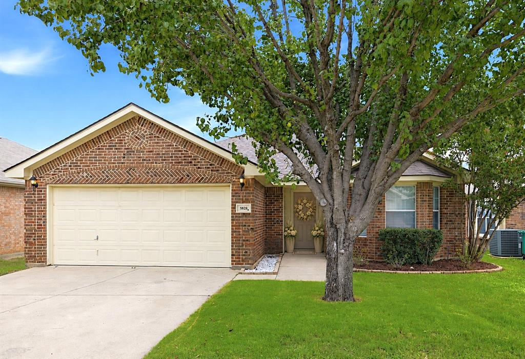 5828 Pearl Oyster Lane Property Photo 1