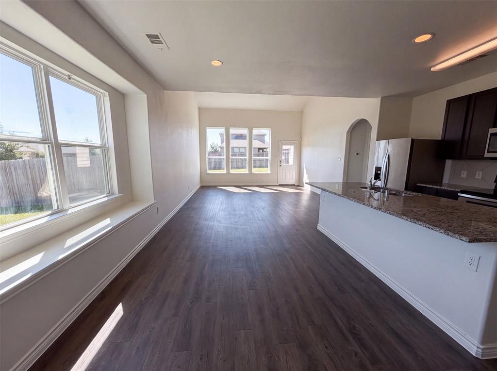 1713 Blue Jay Drive Property Photo 3