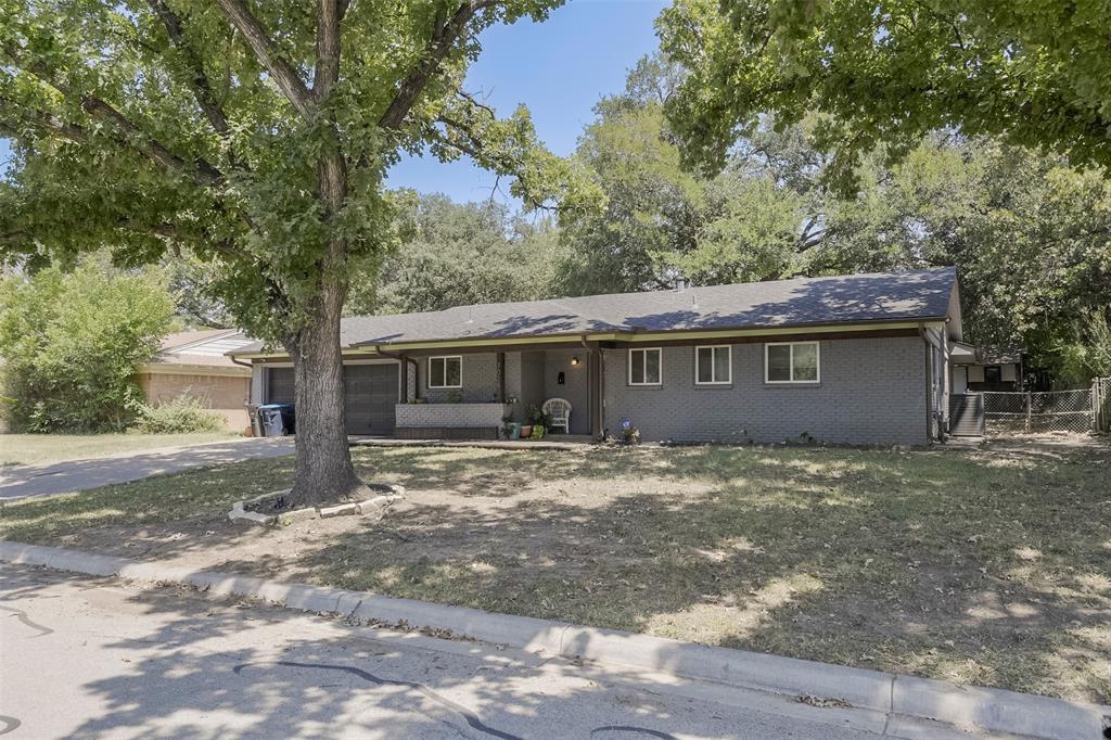 7028 Willis Avenue Property Photo 2