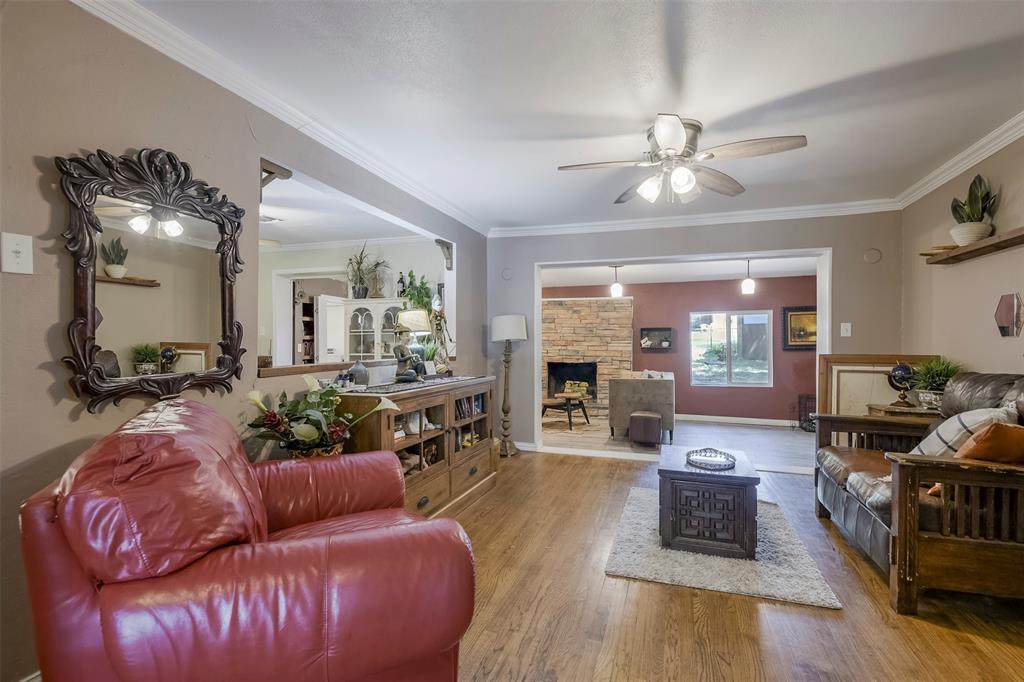 7028 Willis Avenue Property Photo 5