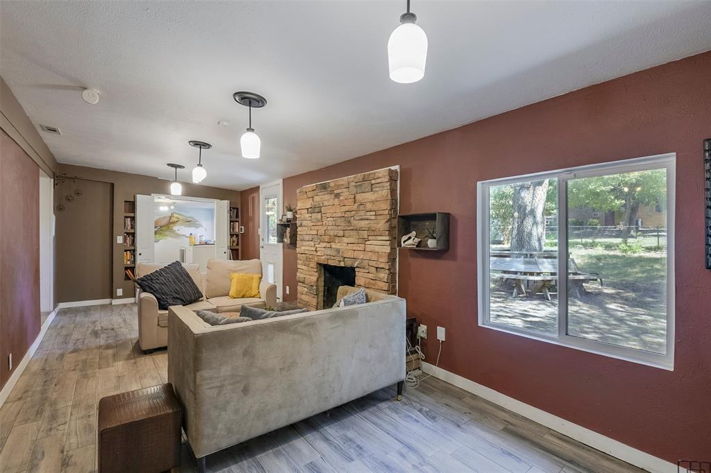 7028 Willis Avenue Property Photo 15
