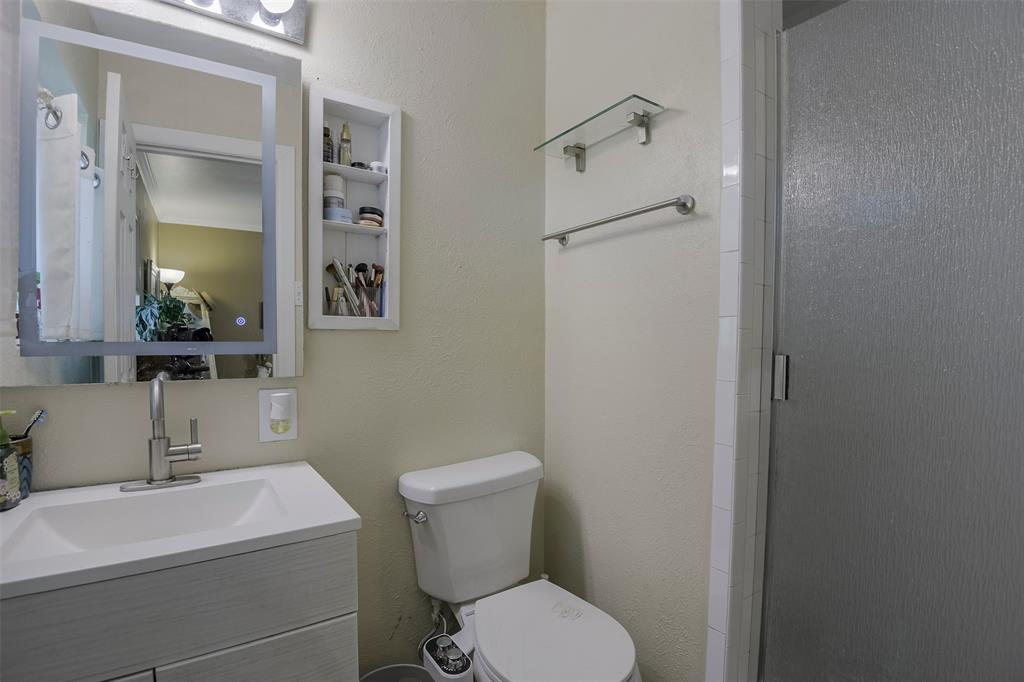 7028 Willis Avenue Property Photo 22