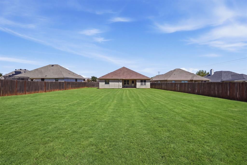 780 Countryside Drive Property Photo 11