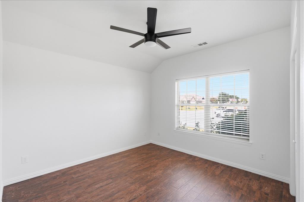 780 Countryside Drive Property Photo 15