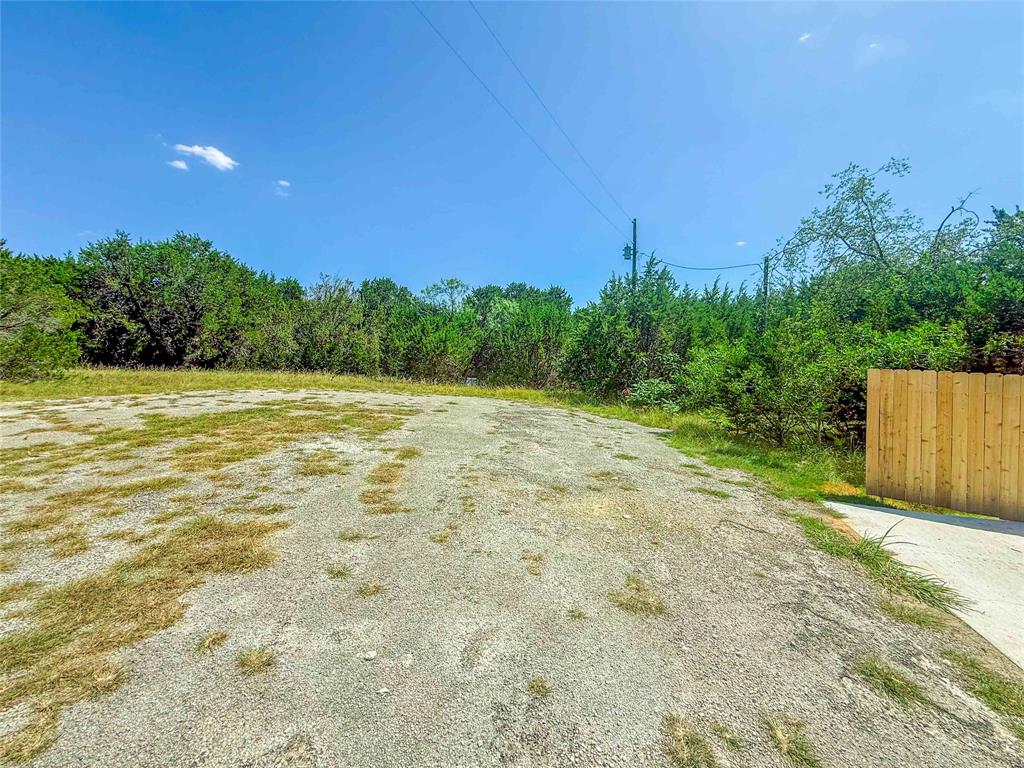 5712 Vanessa Court Property Photo 1