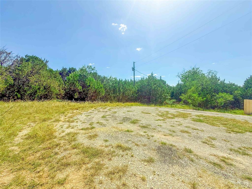 5712 Vanessa Court Property Photo 5