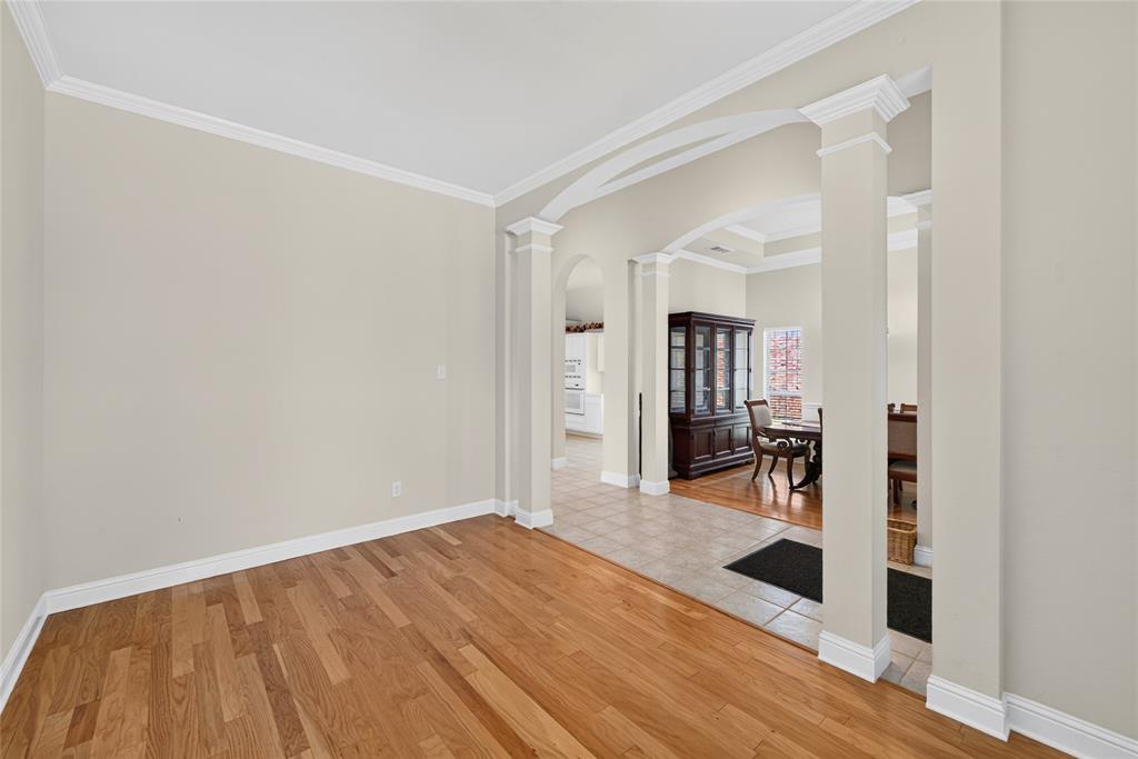 6777 Gatewick Drive Property Photo 7