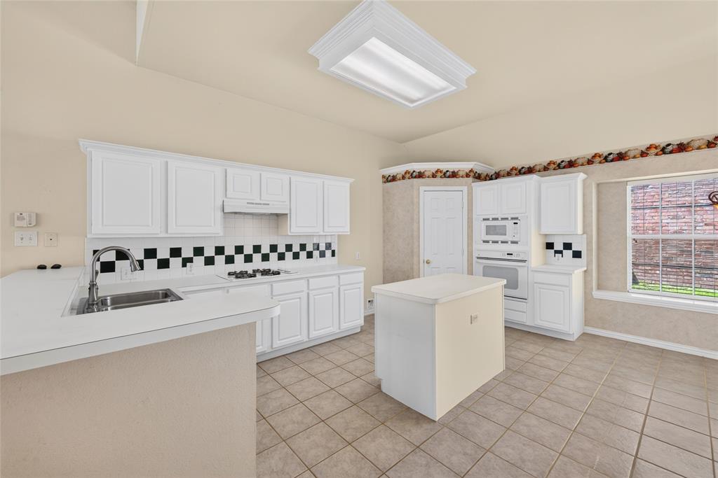 6777 Gatewick Drive Property Photo 14