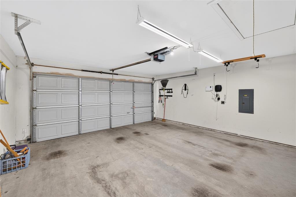 6777 Gatewick Drive Property Photo 32