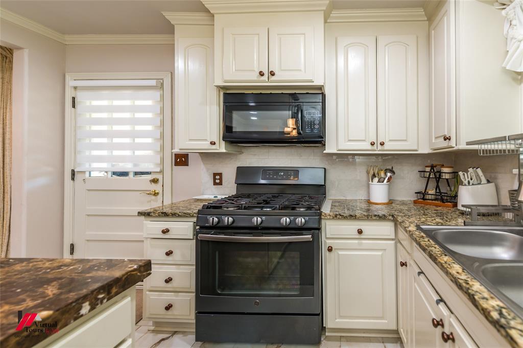 175 Richard Avenue Property Photo 37