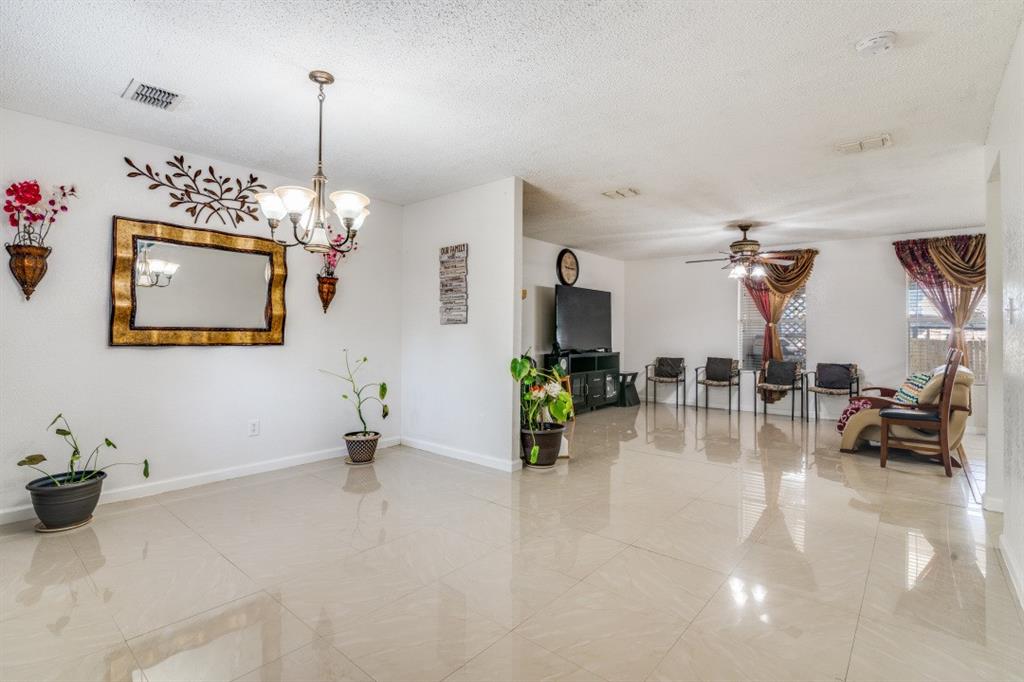 1313 Forbes Drive Property Photo 2