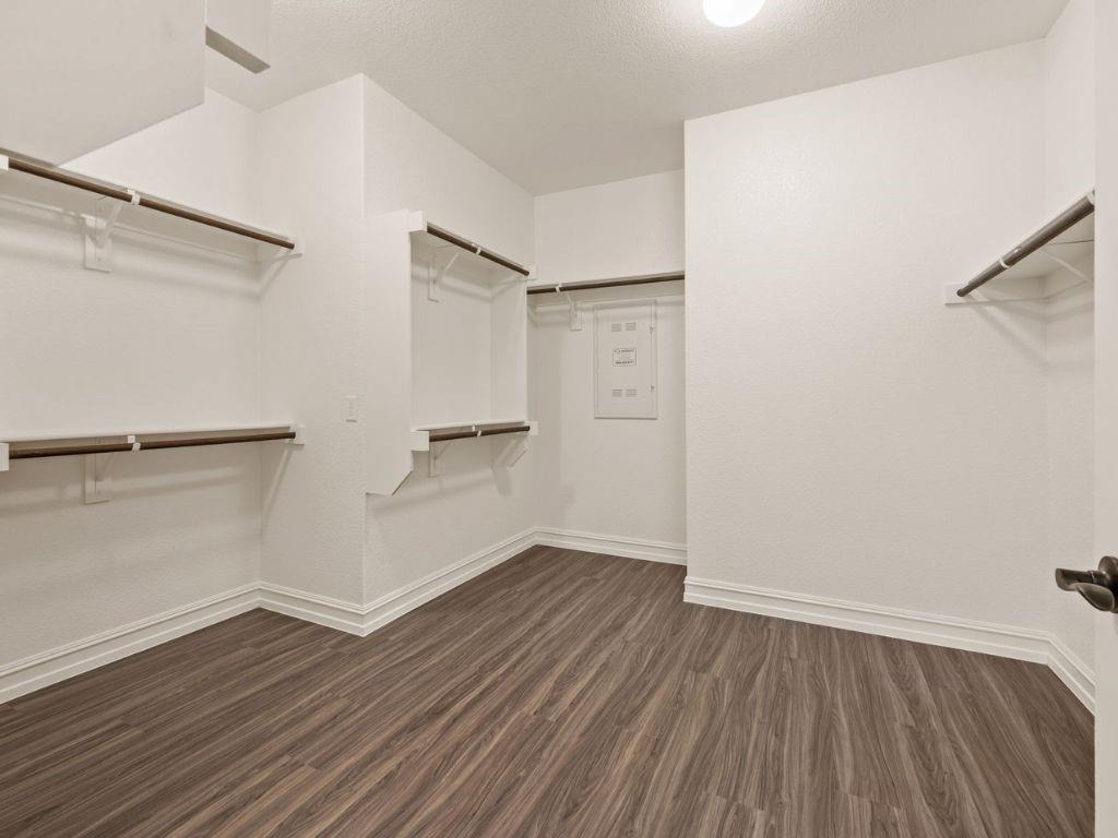 9113 Bluewater Way Property Photo 25