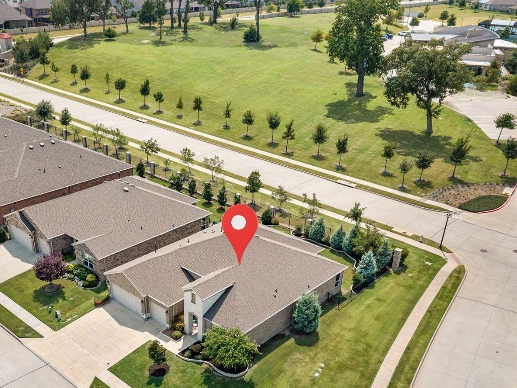 9113 Bluewater Way Property Photo 32
