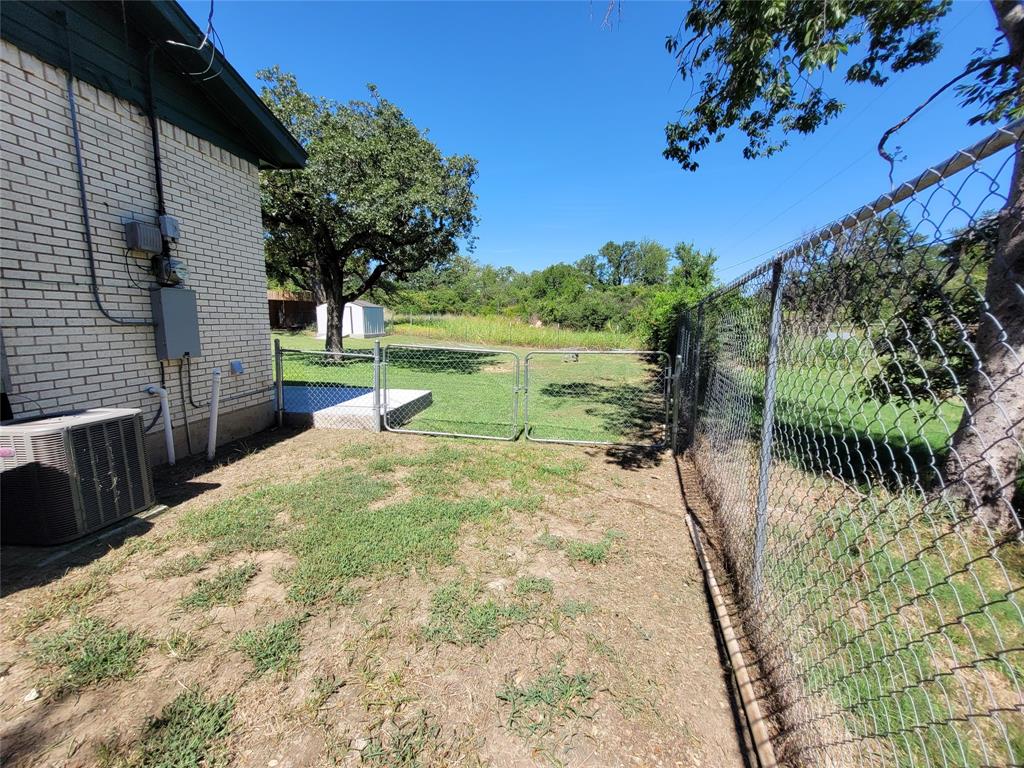 3233 Hiawatha Trail Property Photo 15