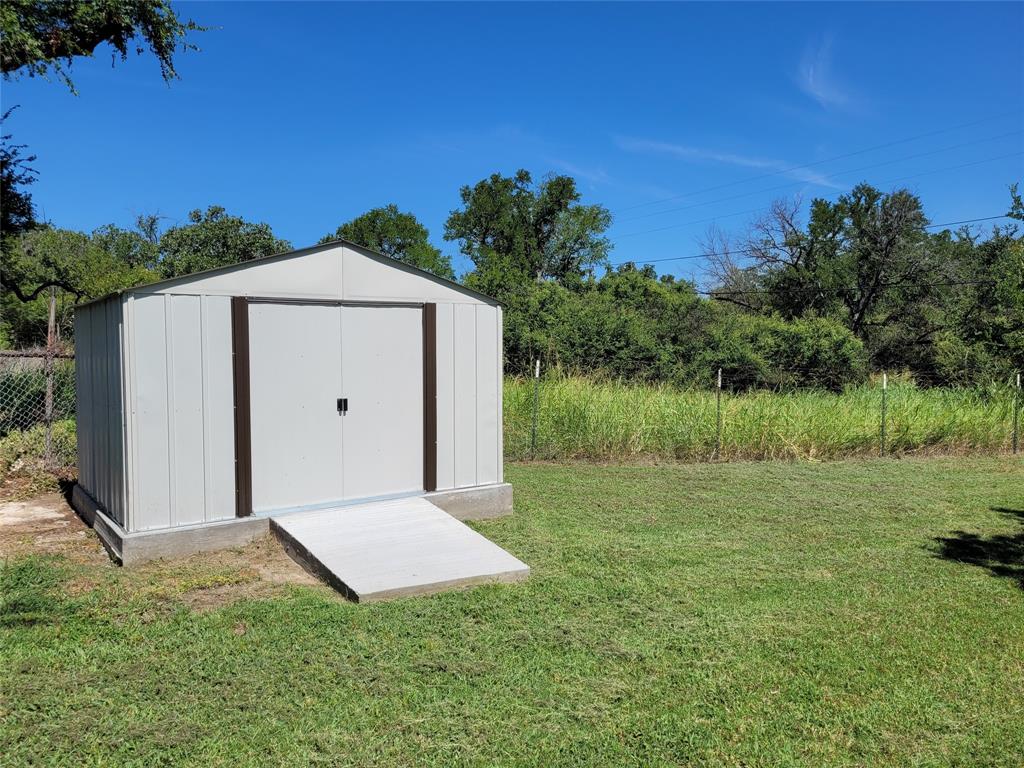 3233 Hiawatha Trail Property Photo 19