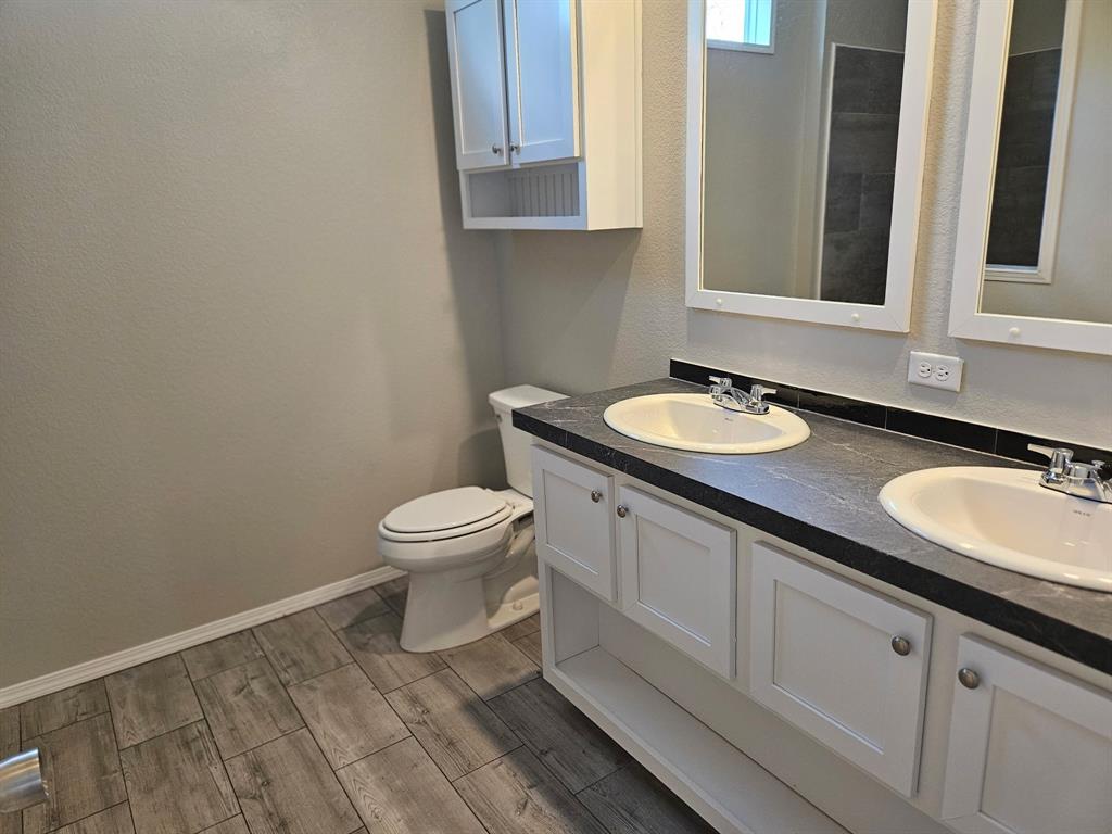 4903 Chisholm Trail Property Photo 20