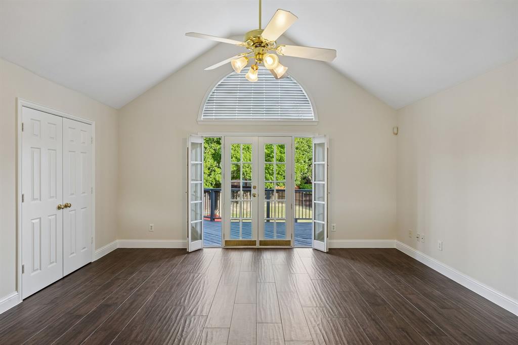 2713 Greenview Drive Property Photo 19
