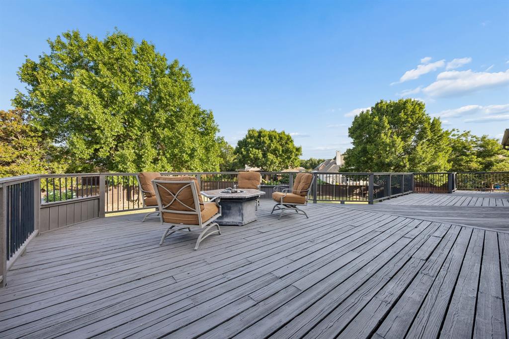 2713 Greenview Drive Property Photo 22
