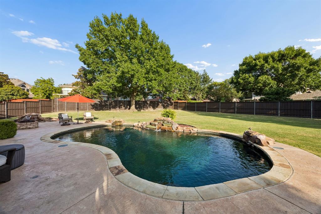 2713 Greenview Drive Property Photo 33
