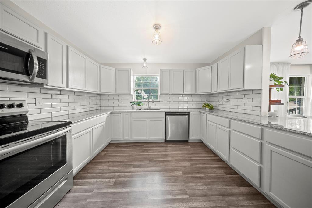 3535 Virginia Boulevard Property Photo 1