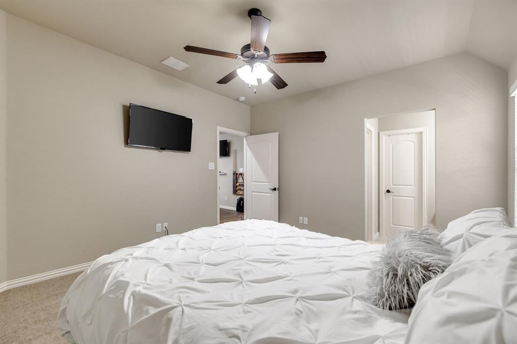 2029 N Hill Drive Property Photo 33