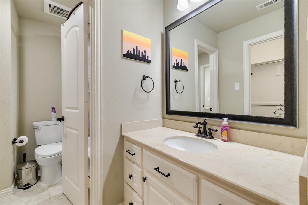 2029 N Hill Drive Property Photo 34