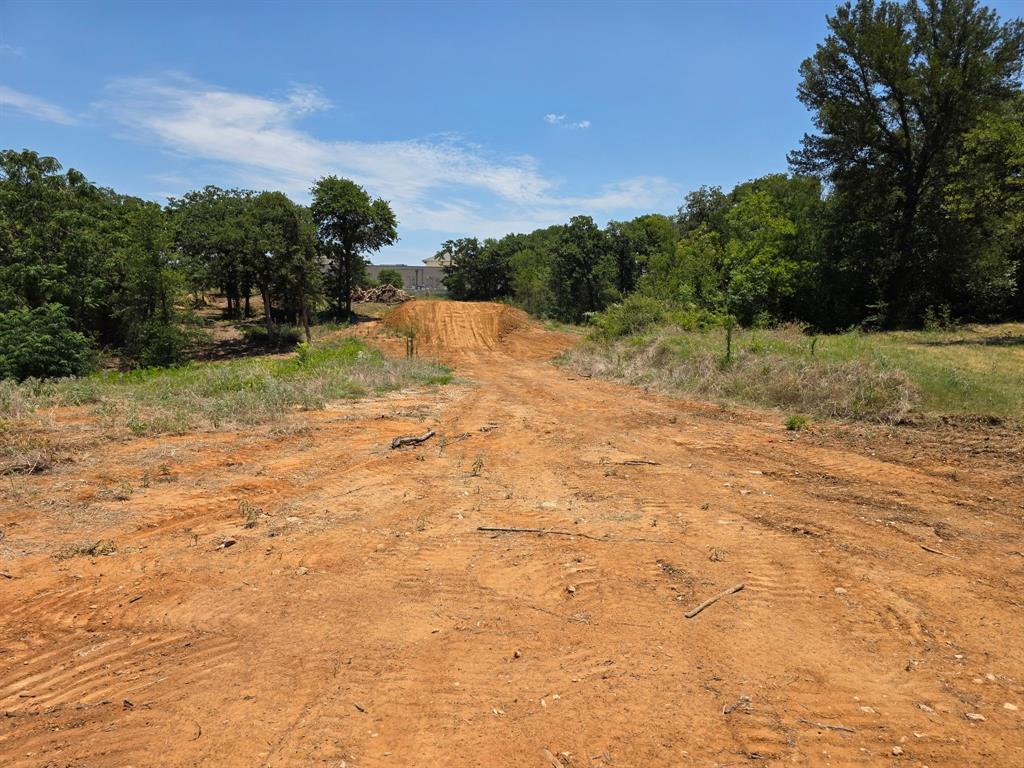 9 Delano Court Property Photo 4