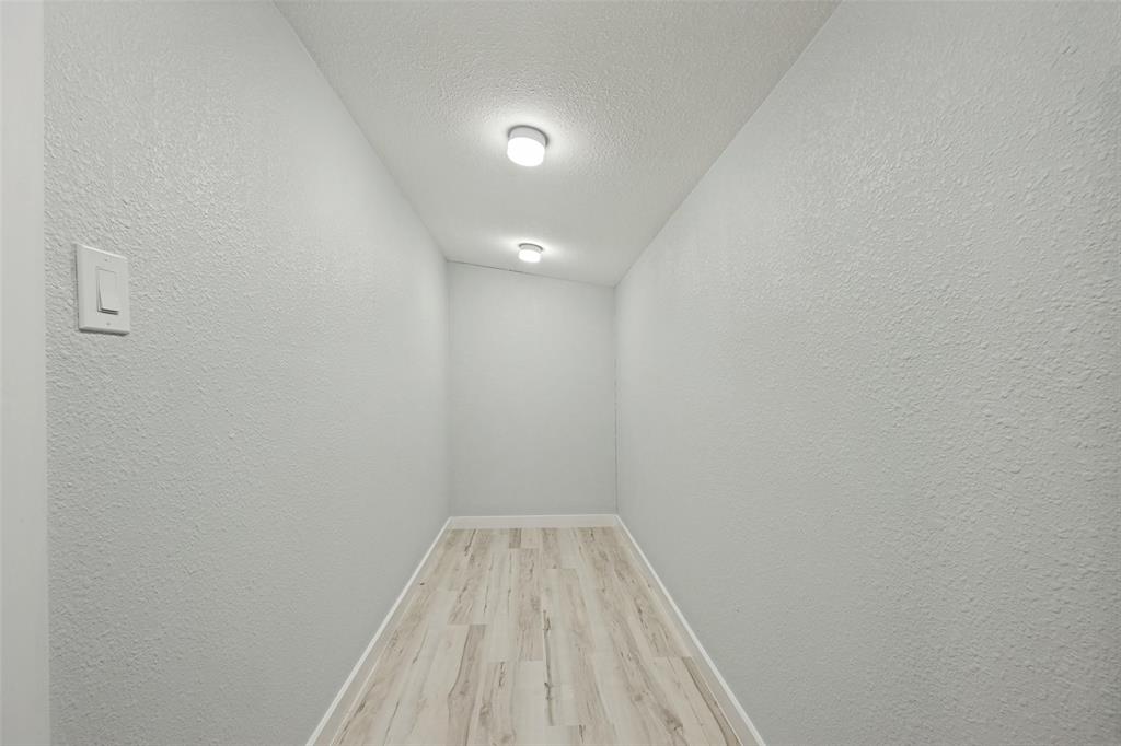 7186 State Highway 24 Property Photo 17