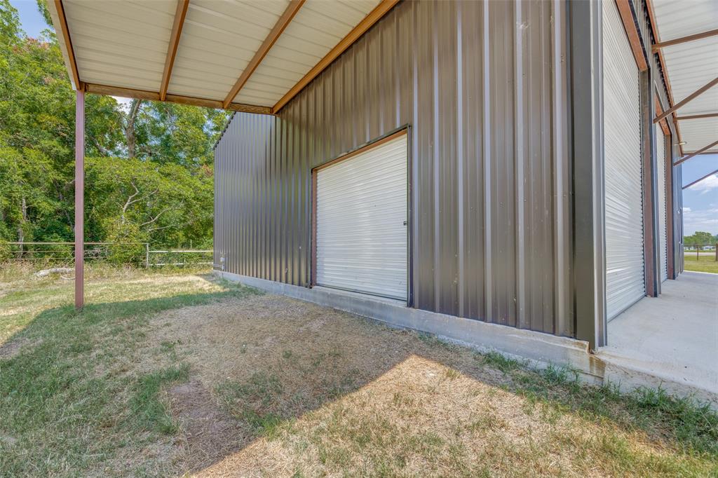 7186 State Highway 24 Property Photo 21
