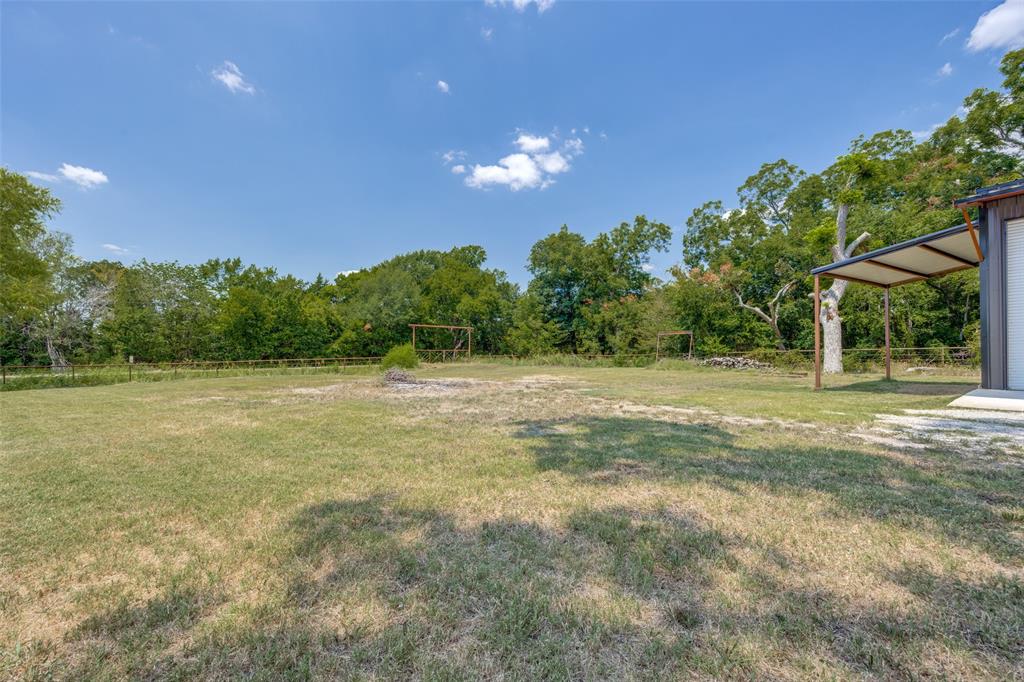 7186 State Highway 24 Property Photo 23