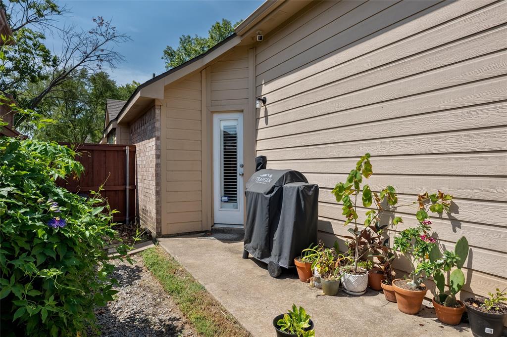 2038 Needham Drive Property Photo 27