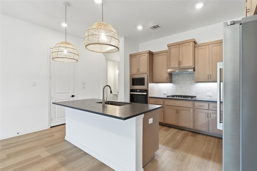 1264 Daybreak Drive Property Photo 10