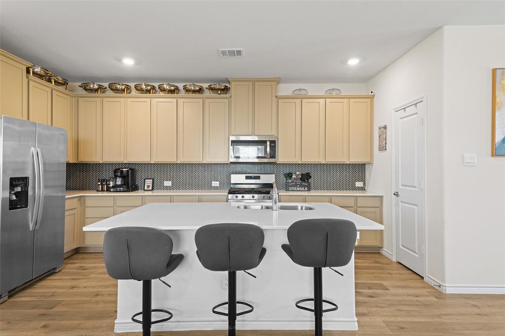 10608 Plumlee Lane Property Photo 6