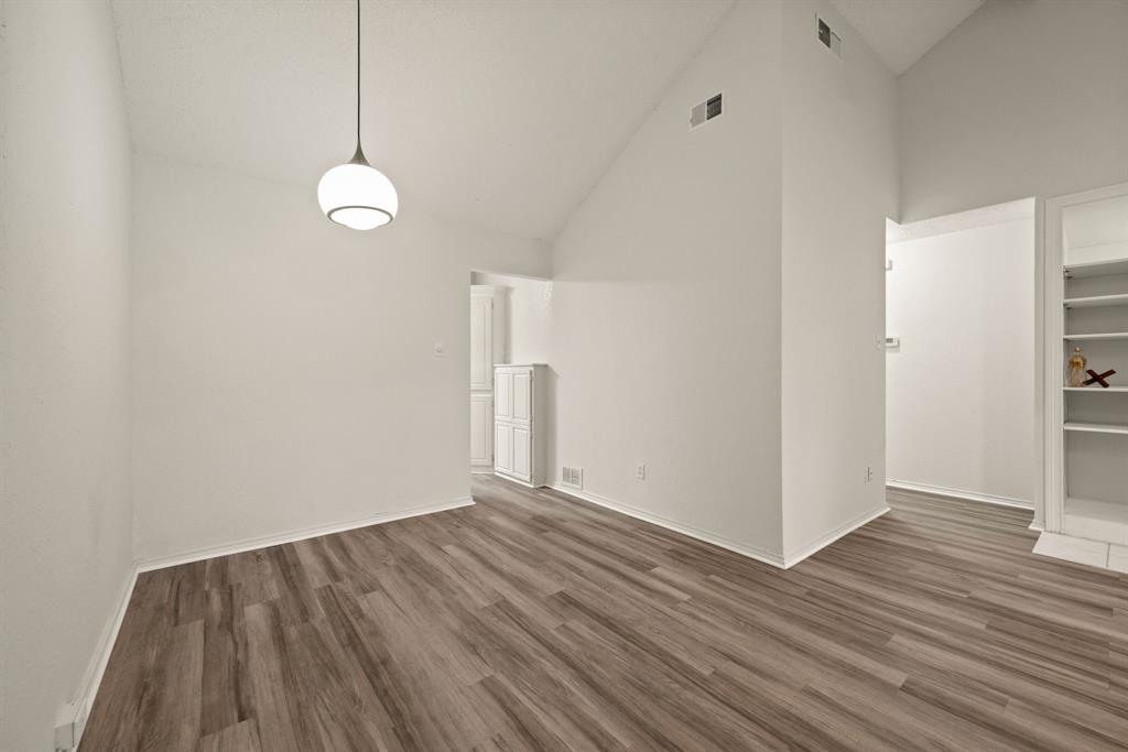 2911 Post Oak Drive Property Photo 8