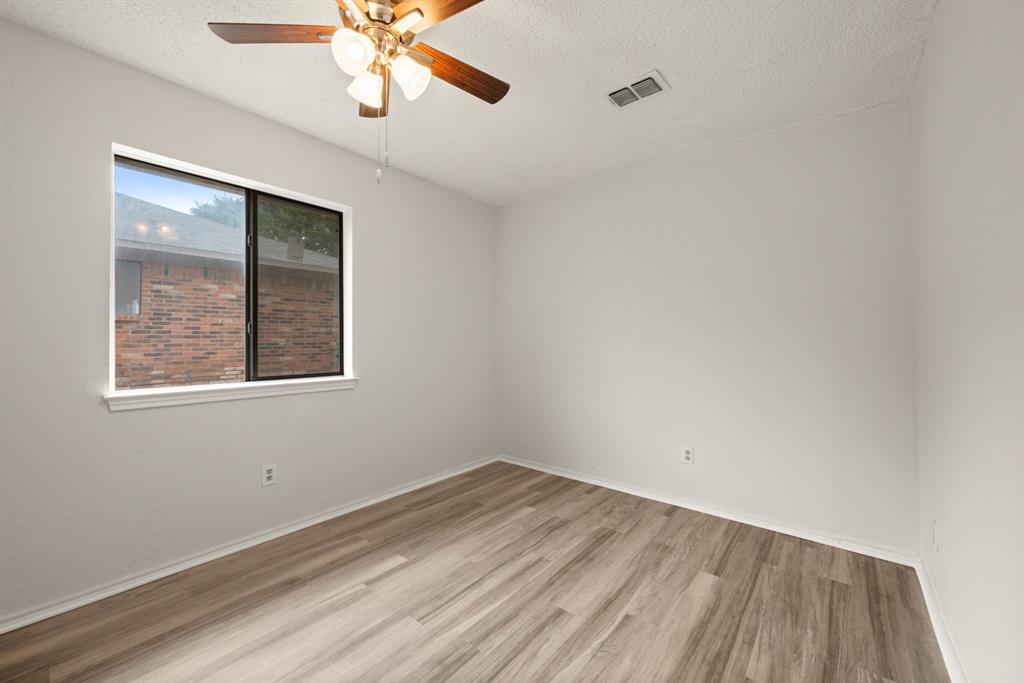 2911 Post Oak Drive Property Photo 22