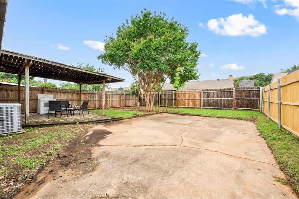 2911 Post Oak Drive Property Photo 23