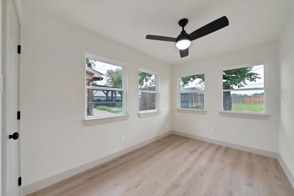 6729 Wallis Road Property Photo 23