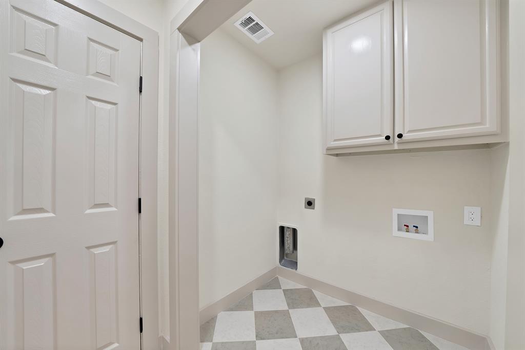 6729 Wallis Road Property Photo 25